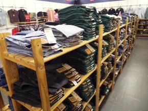 sale in levi's store at woodmead